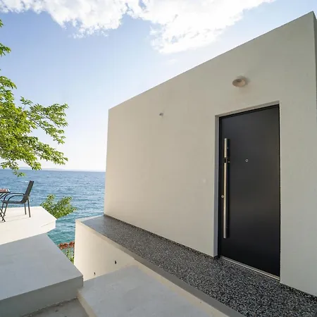 ヴィラ Beach House More *
